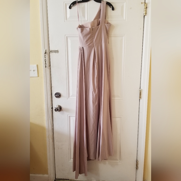 Portia and Scarlett Women’s Gown Sz 4 - Picture 9 of 16